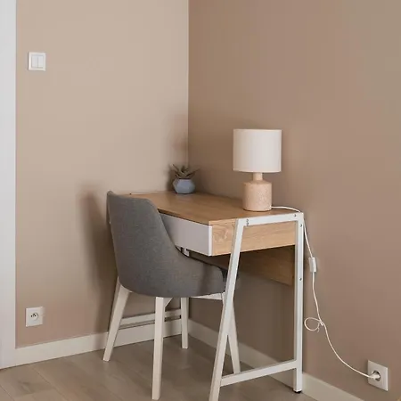 Rondo Wiatraczna Deluxe By Bookinghost Apartment *