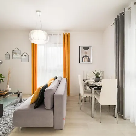 Rondo Wiatraczna Deluxe By Bookinghost Apartment Warschau