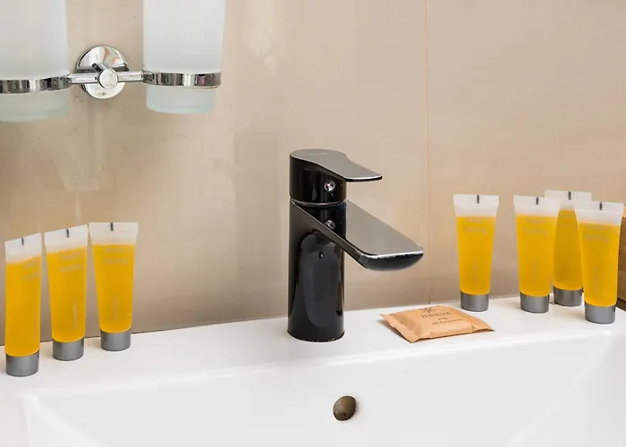 Rondo Wiatraczna Deluxe By Bookinghost Warszawa