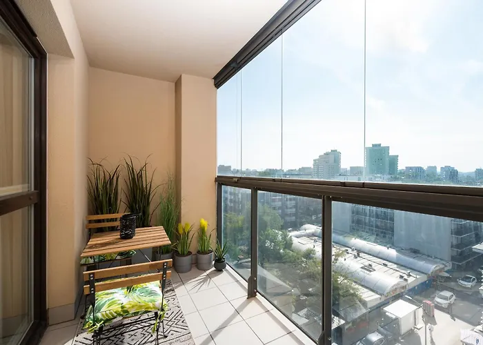 Rondo Wiatraczna Deluxe By Bookinghost Warszawa